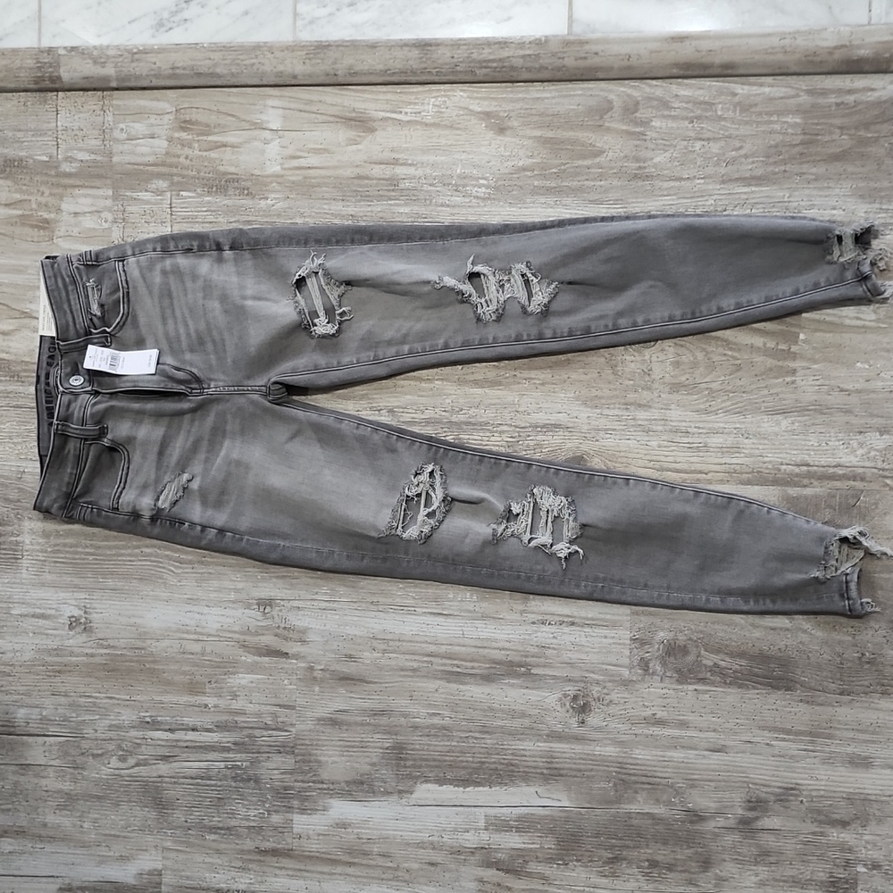 NWT American Eagle Super Hi-Rise Jeans